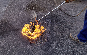 Common End flat roofing repairs